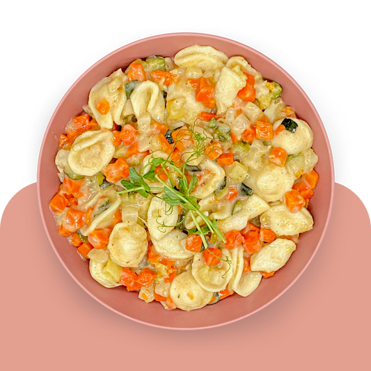 Orecchiette-Pfanne mit buntem Gemüse und Hafercreme