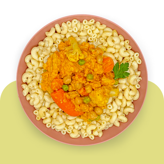 Pasta in gelbem Gemüse-Curry