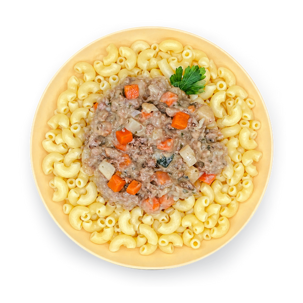 Hörnchennudeln mit Gemüse und Hackfleisch in Rahmsauce